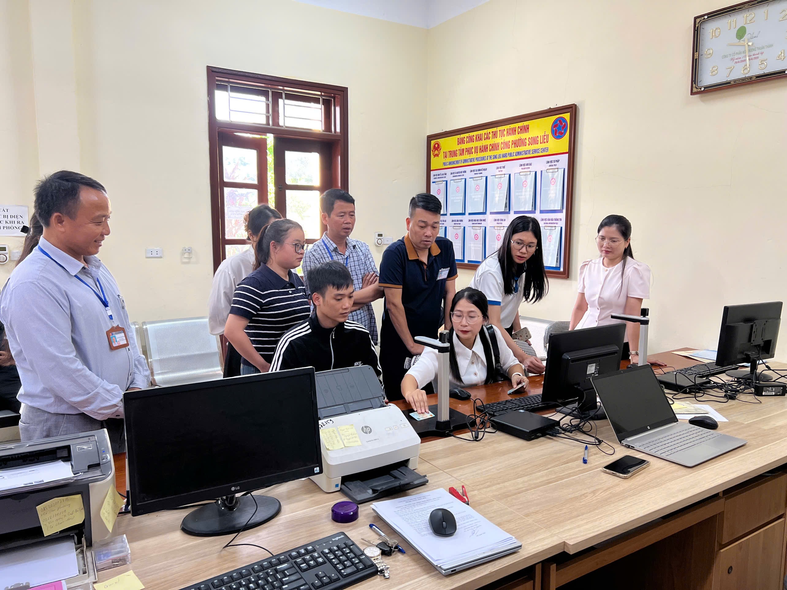 Trải nghiệm Trợ lý tại bộ phận một cửa
